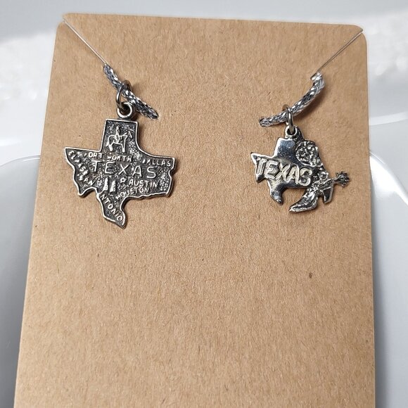 Vintage TEXAS Charm Set of 2 Sterling & Nickle Silver Travel Boot State 60s-70s - Picture 2 of 8